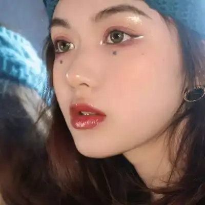  酷酷女生头像高清2020超酷的图片女生霸气