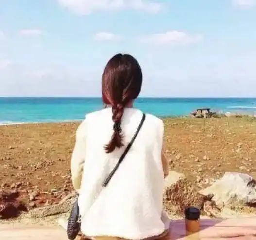 清纯干净温柔女生头像背