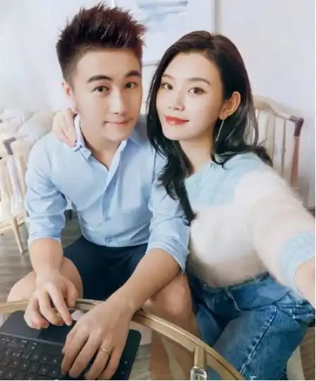  奚梦瑶窦骁在一起过同时晋升赌王家属,原来豪门真不在乎门当户对