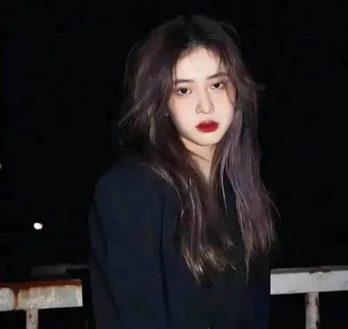 真人女生头像总有一些人,原本只是生命的过客,后来却成了记忆的常客