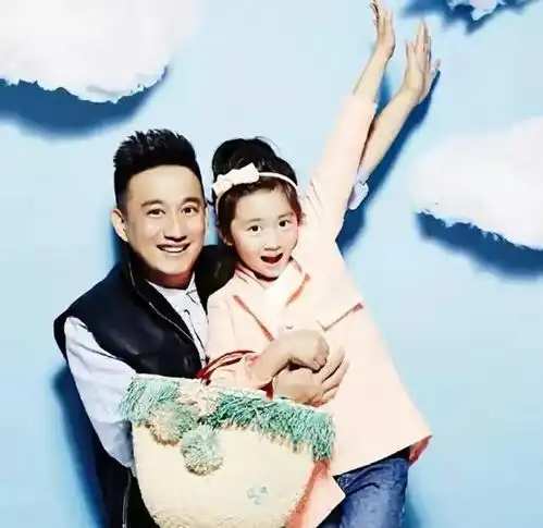  黄多多16岁生日,父亲黄磊深夜发文为女儿庆生,配图寓有深意