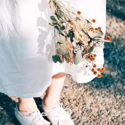 唯美森系小花朵静物风景图,清新脱俗小花朵文艺头像