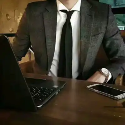  2020成熟稳重头像微信头像男成熟稳重图片