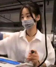  抖音最美打工妹火了,口罩之后的脸,真的是让人惊呆了