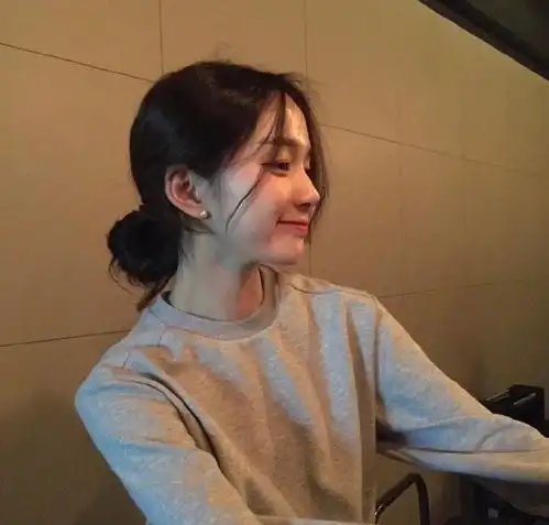 女生头像ins高级质感夏