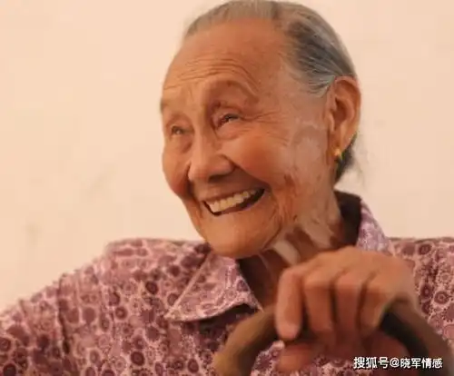  70岁老人的感悟在子女家各住几天,你就明白谁才是晚年的依靠