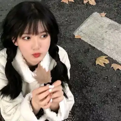  ins优质唯美森系真人女生头像心女生头像我要个性网