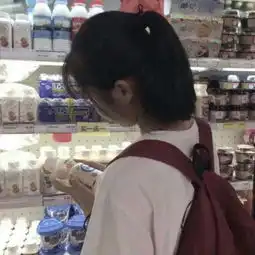  清纯女生头像背影图片