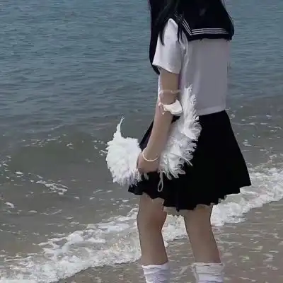  ins海边制服女头每个女孩都是坠女生头像我要个性网