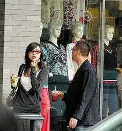  传孙红雷将升级当爹短期息影陪女友英国待产