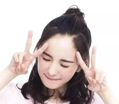  杨幂的豪宅,庭院像公园,网友羡慕