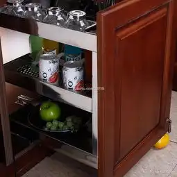  厨柜拉篮图片