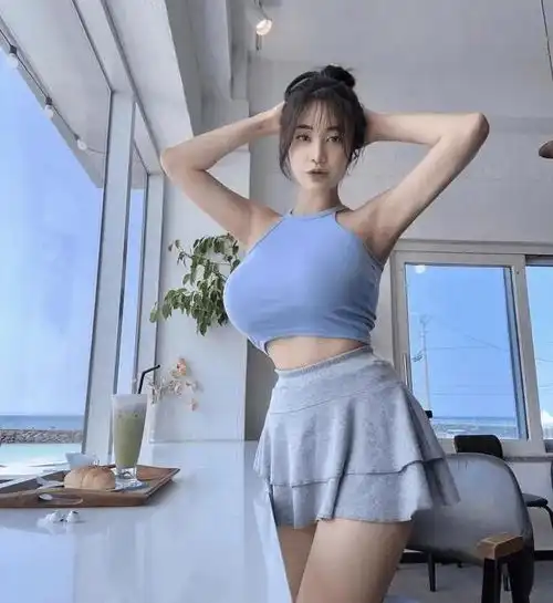  韩国网红tashayoung,辣度指数爆表的美女模特