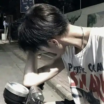  意境ins文艺男头我很快乐,至少表男生头像我要个性网