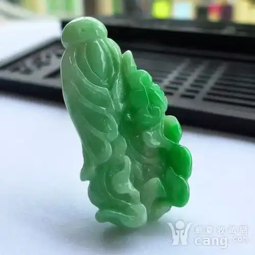  飘阳绿翡招财白菜挂件颜色阳气
