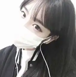  网上能找到一样的她却说是本人,求大神帮忙看看是本人的几率大不