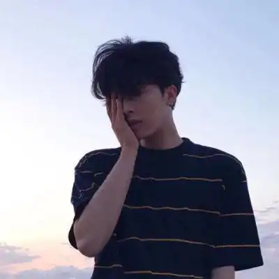 帅哥头像戴口罩真人照片