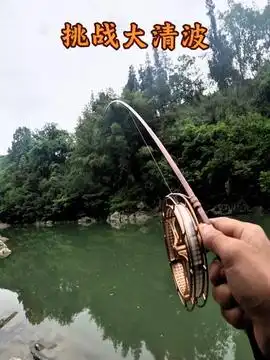  鱼塘没人,老板不让钓,我偏要下杆结果dou是钓鱼人原来钓鱼才是抖音运动顶流2025dou来钓鱼