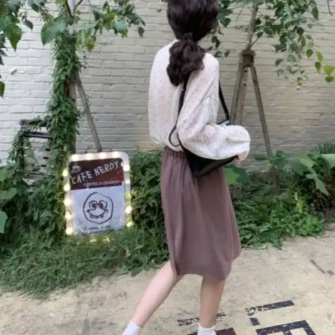  别总穿黑白灰了高级感十足的莫兰迪色穿起来,让你优雅又时髦
