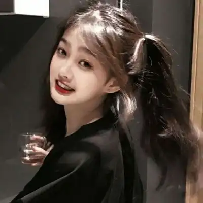 微信头像气质冷酷女童苡