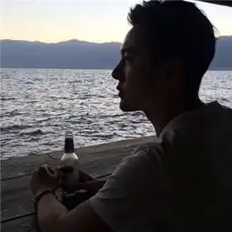  这个头像是情侣的吗