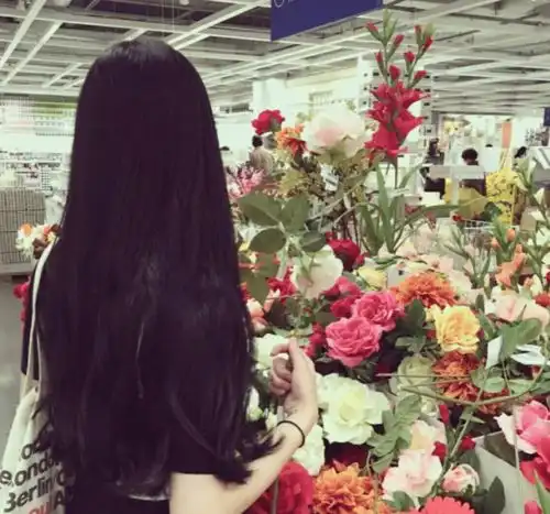 女人用的幸运花头像带字