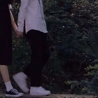  今天是一个适合开两瓶汽水的日子情侣头像