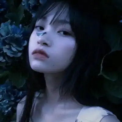  苏瓷唯美意境女头文艺成熟蓝女生头像我要个性网