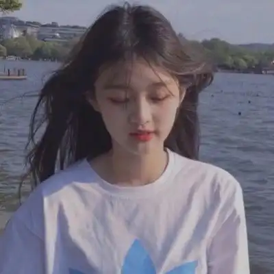  不在朋友圈发自拍的女生,暴露了这三种性格,第二种最招男生喜欢