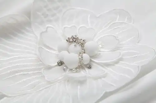  施悦名2019春夏女装新款立体花朵短袖t恤荷叶边条纹半身裙两件套a