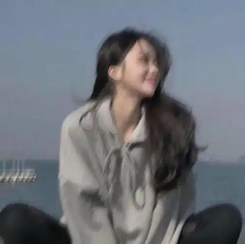  模糊女头情头看不清却心动,就是最好看的