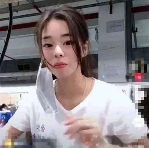 头像口罩女生图集打工妹