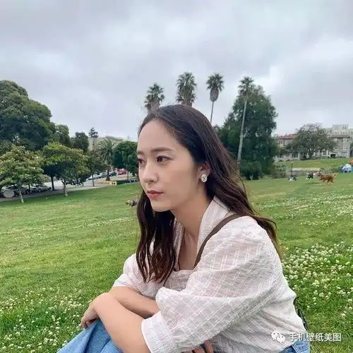  真人头像女生冷酷霸气