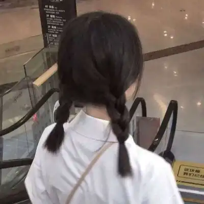  这才是女孩子该用的干净头像