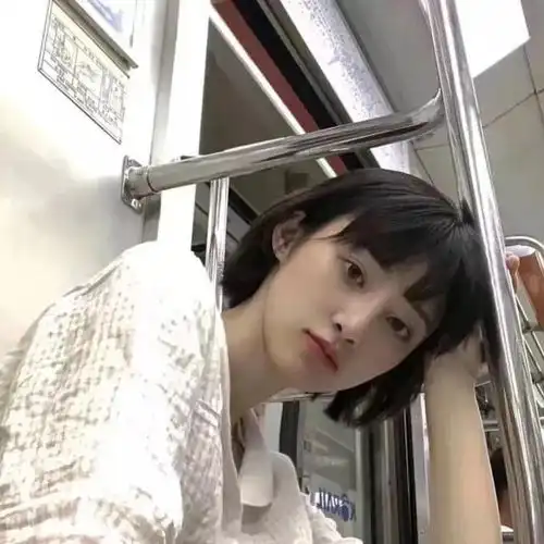  今日份女生头像