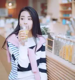  武汉妹子吴倩,地地道道美女吃货,能吃能喝还苗条,粉丝真羡慕