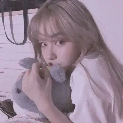  霸气闺蜜头像一对两张真人一左一右的抖音头像