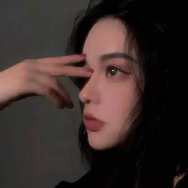  文案星星当然是要归还给宇宙的啊