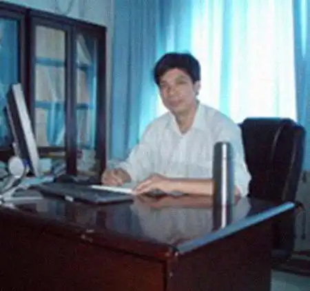  胡仰栋