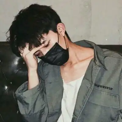 男生头像真人帅气图片戴口罩青春就应该放肆