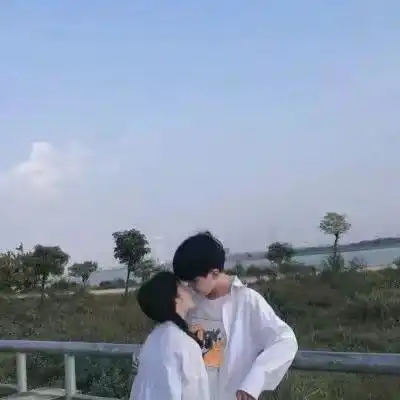  浅心情头小猪佩奇你配我