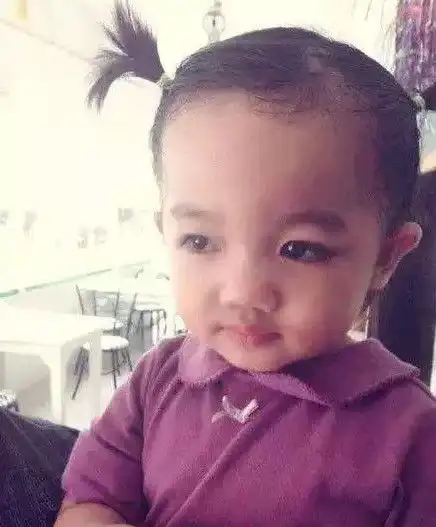  一大批明星子女曝光简直是一个模子出来的,网友们都笑疯了