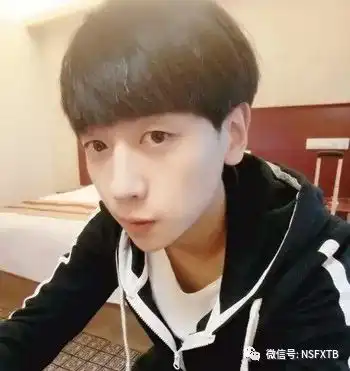  适合学生阳光帅气的发型