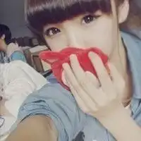  求qq配套头像