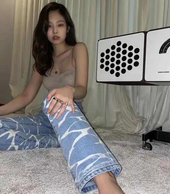  韩娱女星魅力大赏jennie的奶凶气质如何拿捏