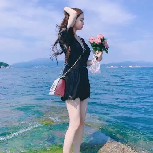 30岁女生微信头像简约气
