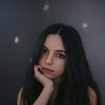  欧美头像女精致的欧美姑娘头像