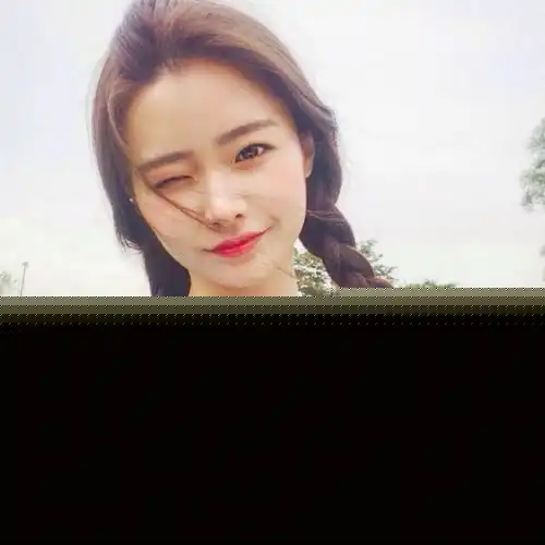 微信头像女生简单大方小