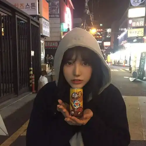  头像当你真正被爱的时候,其实不用那么懂事