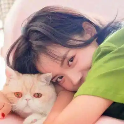  可爱真人女头清纯漂亮一点也不输女神
